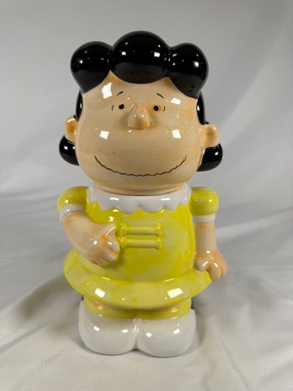 Vintage Peanuts Lucy Van Pelt Benjamin & Medwin Ceramic Cookie Jar